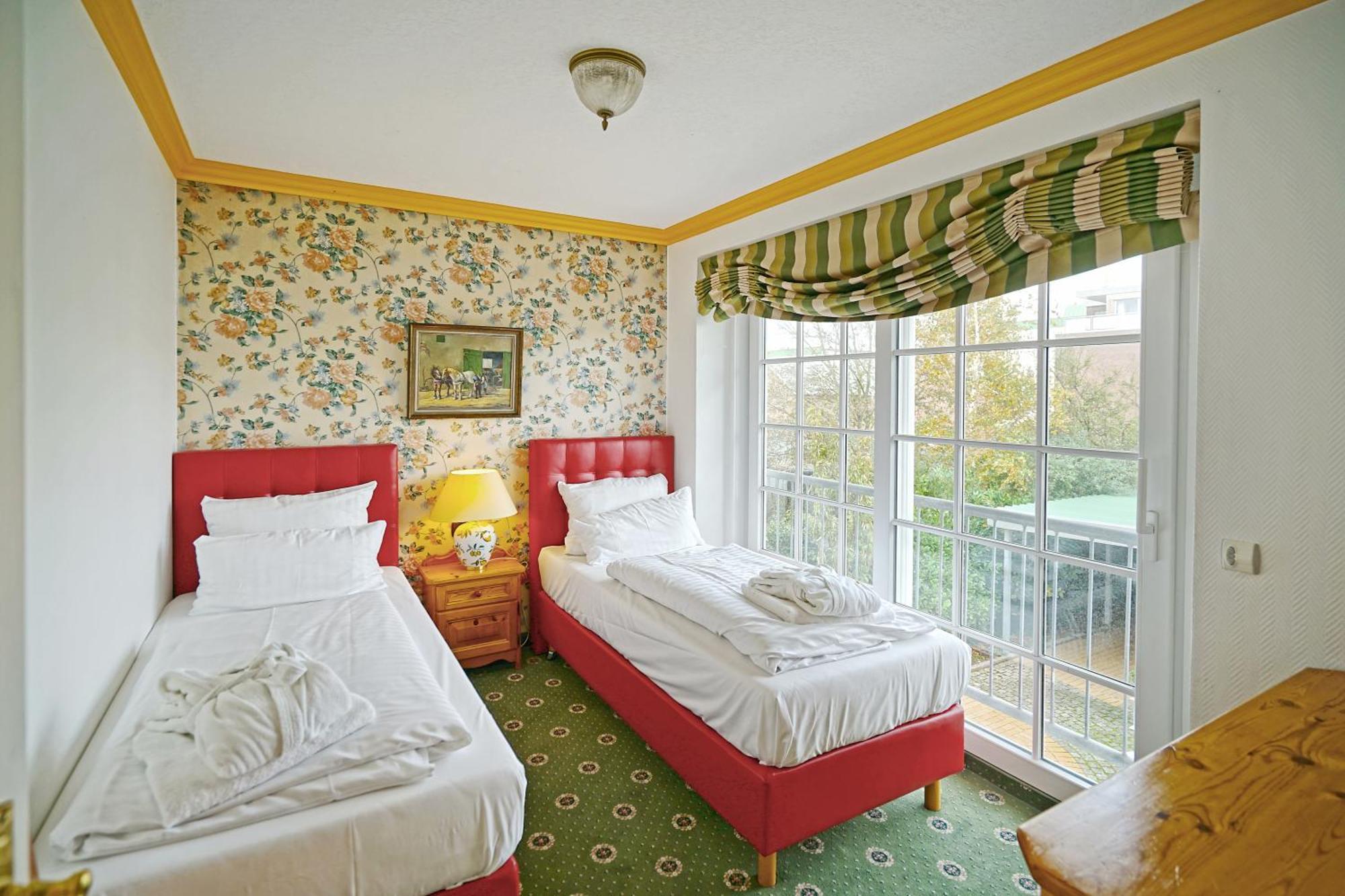 Hotel Appartement Landhaus Stutzi - Hotel Strandperle Cuxhaven Exteriör bild